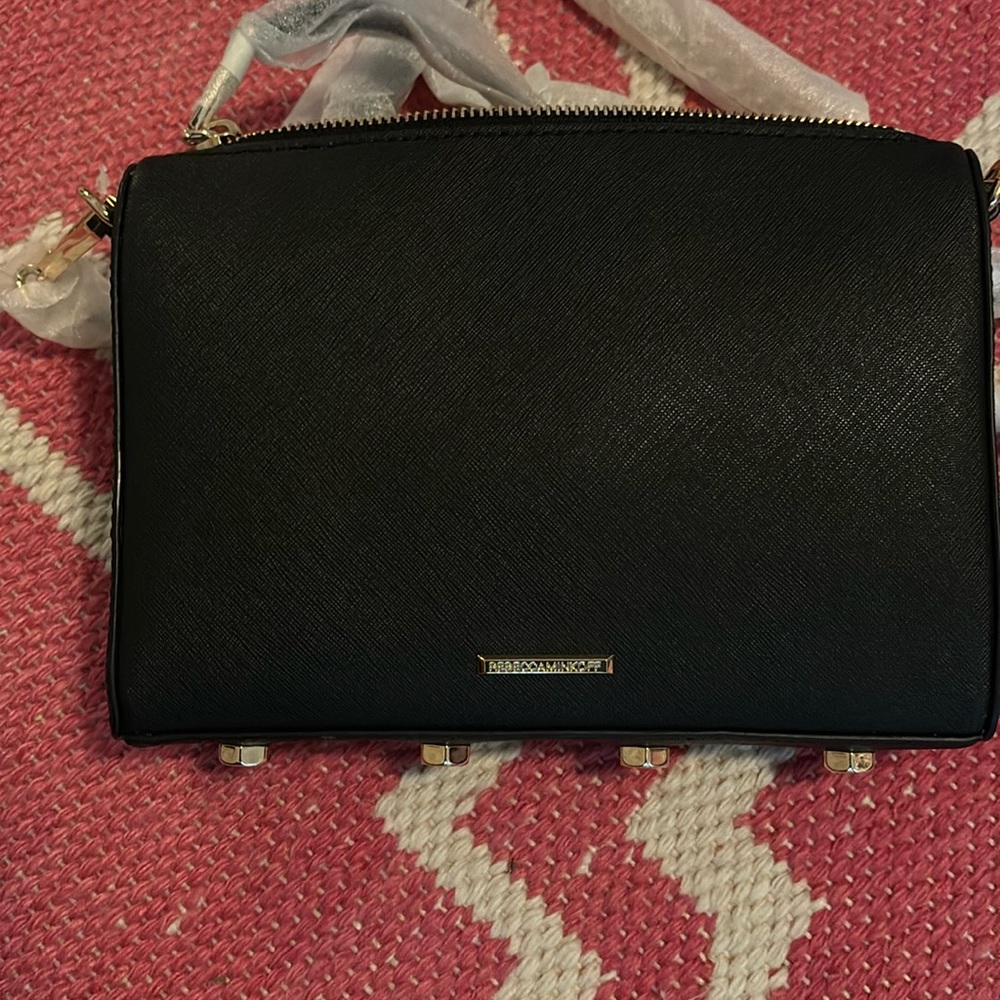 Excellent crossbody bag with dust bag